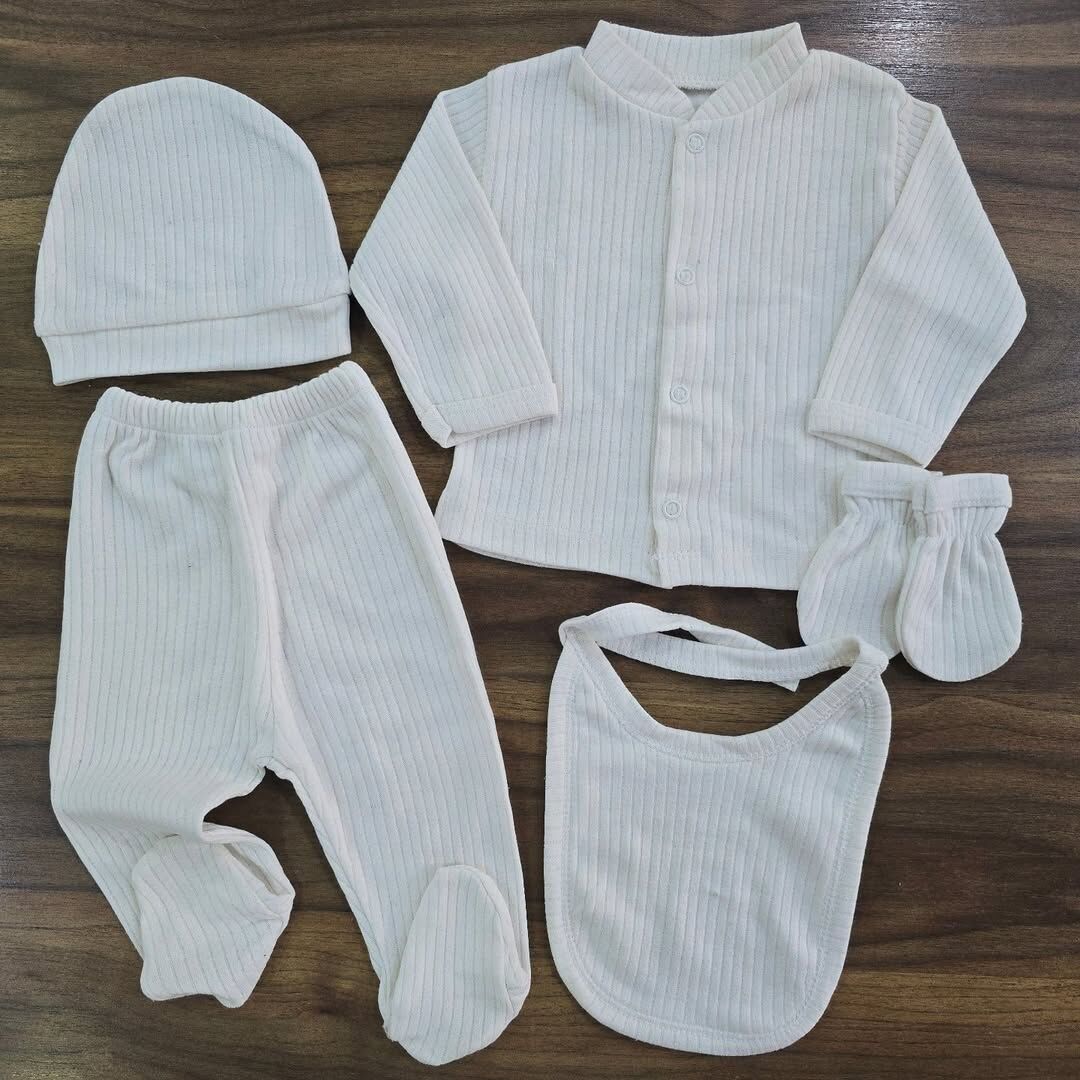 New world baby fitilli 5'li yenidoğan takım 0-3 ay beyaz