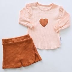 Chocukcha baby kalp nakışlı şort etekli takım