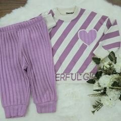 Kalp nakışlı kız takım