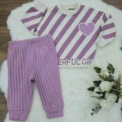 Kalp nakışlı kız takım