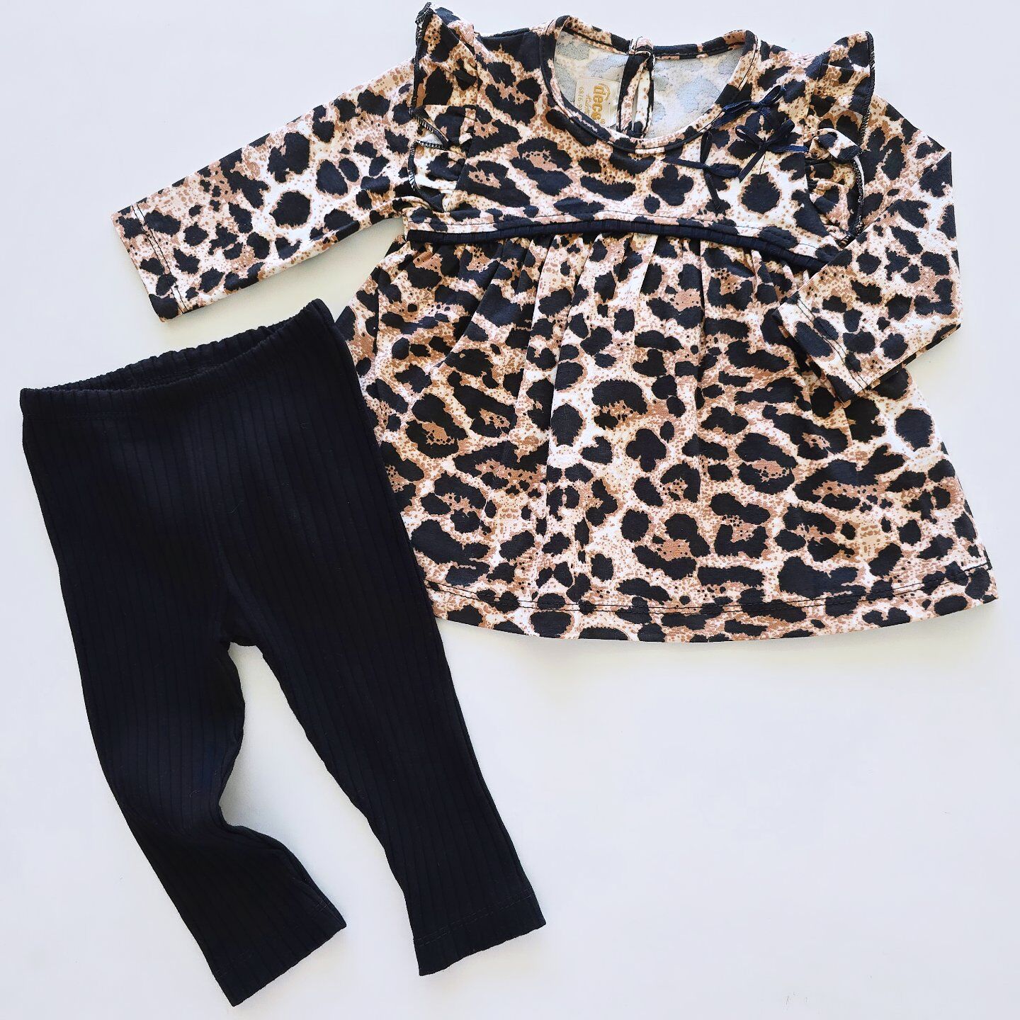 Deco baby leoparlı fitilli taytlı takım