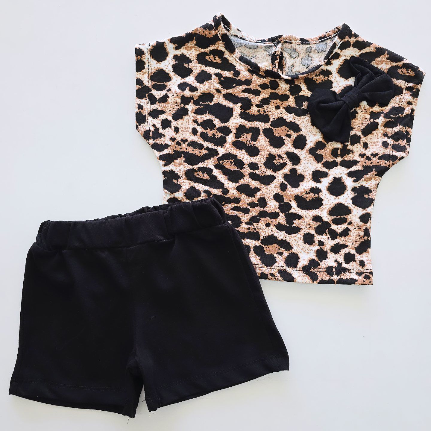 Deco baby leoparlı şortlu takım