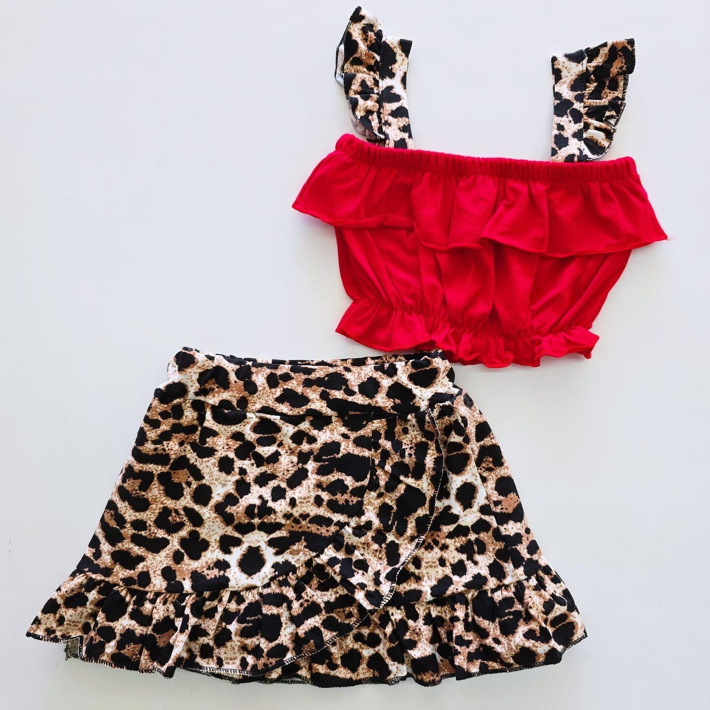 Deco kids leoparlı fırfırlı etekli takım