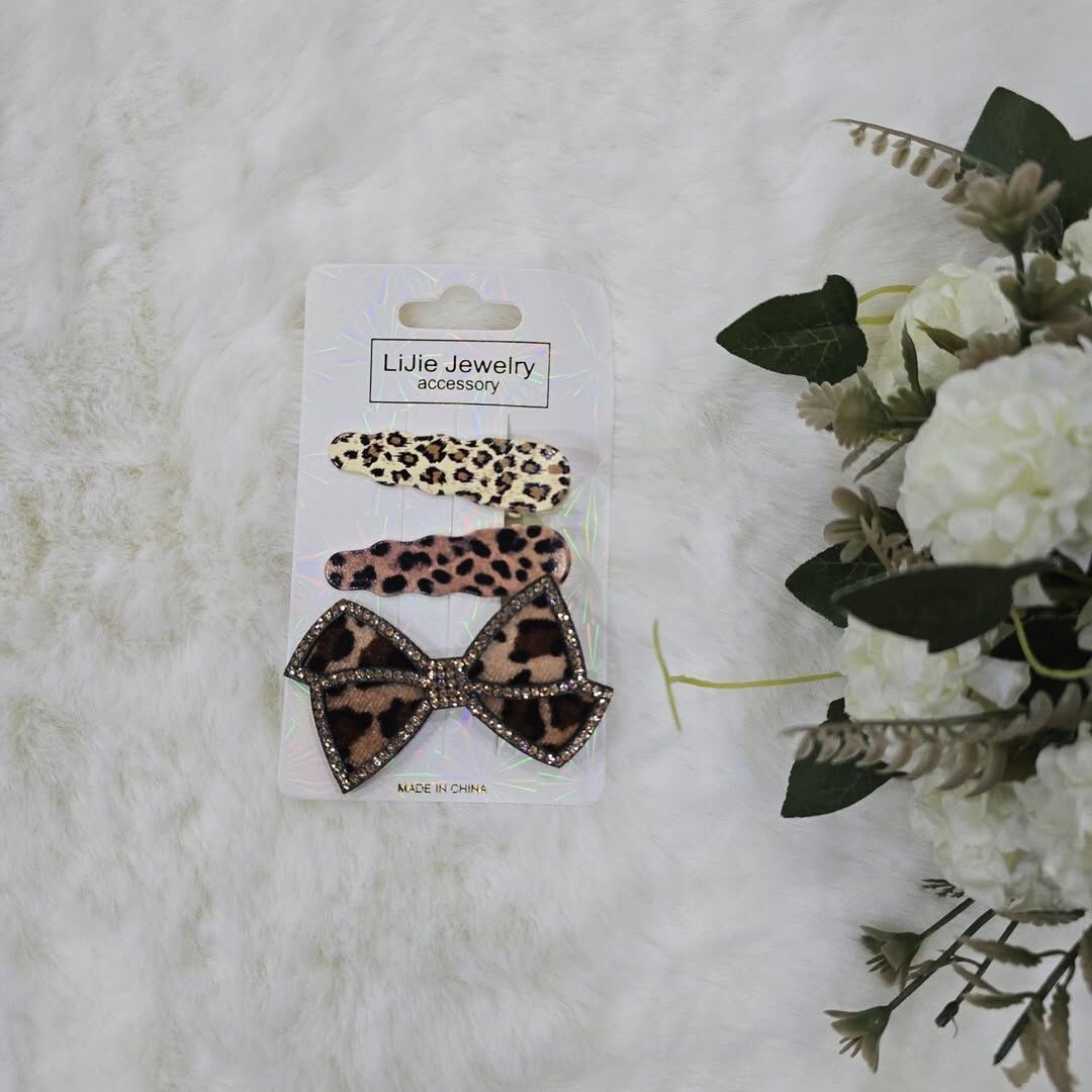 1 kart (3 adet klips toka)