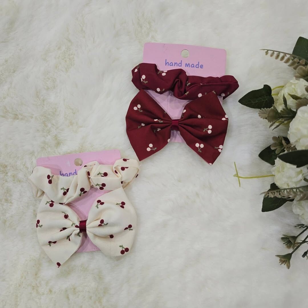 1 kart (1 adet lastikli, 1 adet klips toka)