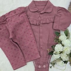 Fırfırlı gömlekli kotlu takım