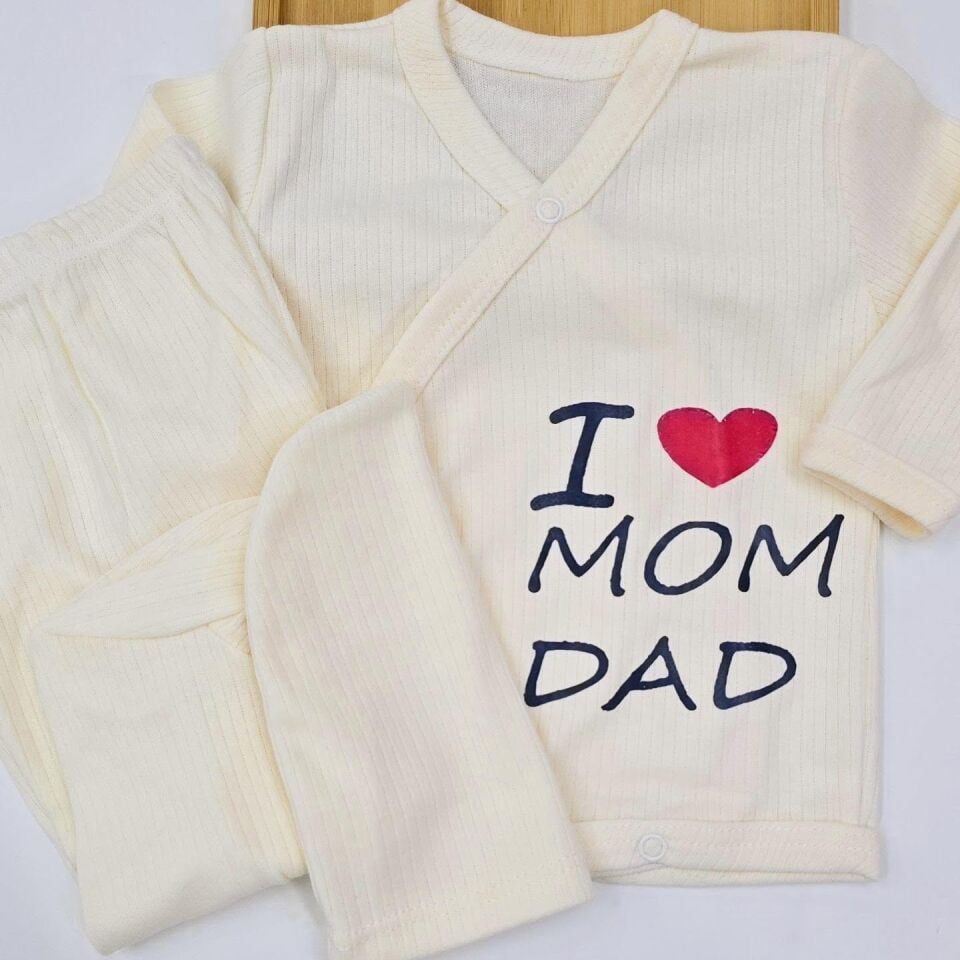 Love mam dad baskılı bereli yenidoğan takım 0-3 ay