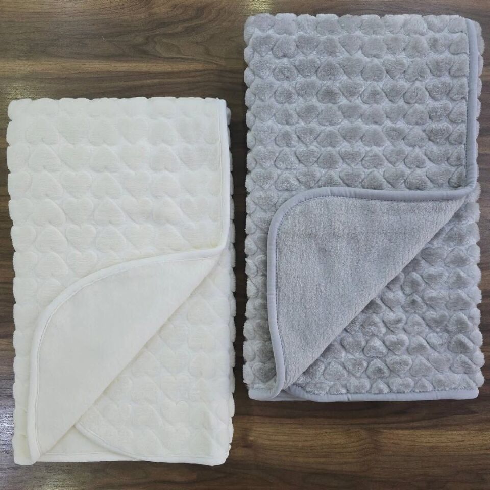 Juuta baby kabartmalı kışlık kalın peluş battaniye 100x120 cm krem