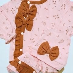 Coşay baby çiçekli fırfırlı fiyonklu bereli fitilli tulum