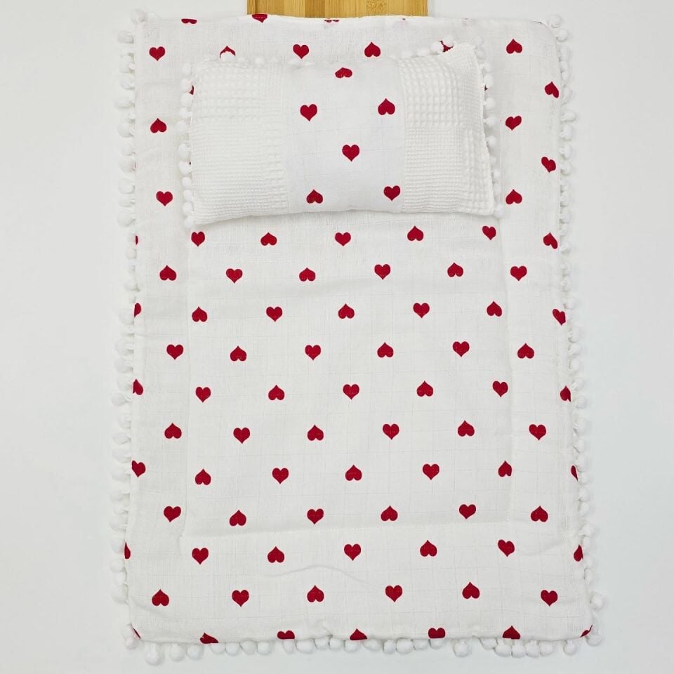 İçi elyaflı ponponlu yastıklı alt açma 45X65 CM
