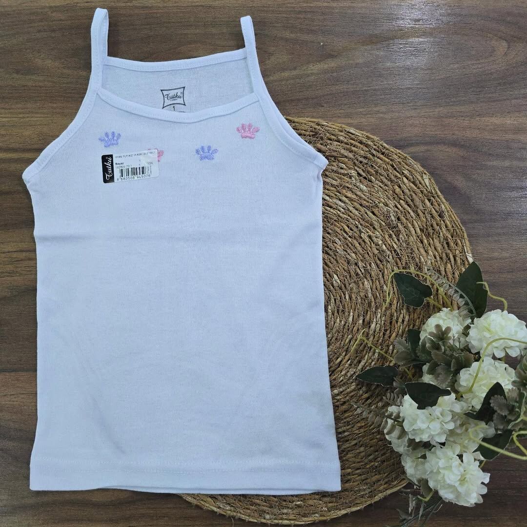 Penye ribana esnek kız atlet