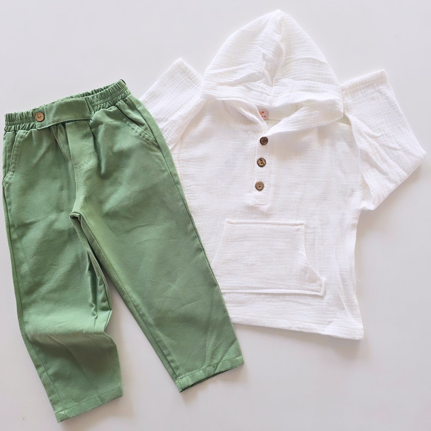 Ciciboom kids kapşonlu müslin düğmeli keten pantolonlu takım