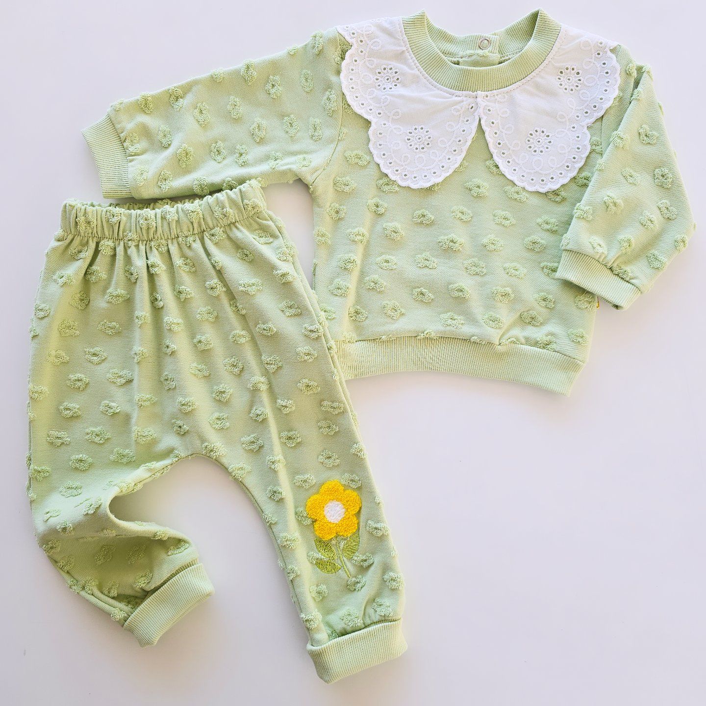 Baby hii papatyalı yakası dantelli takım