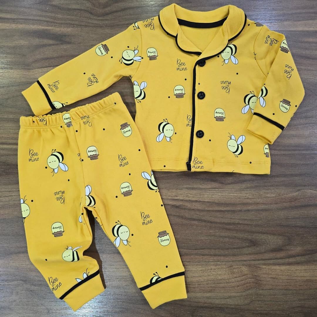 Arılı önden düğmeli pijama takım